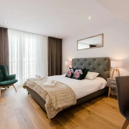 Kazimierz Penthouse With Private Terrace * Kraków