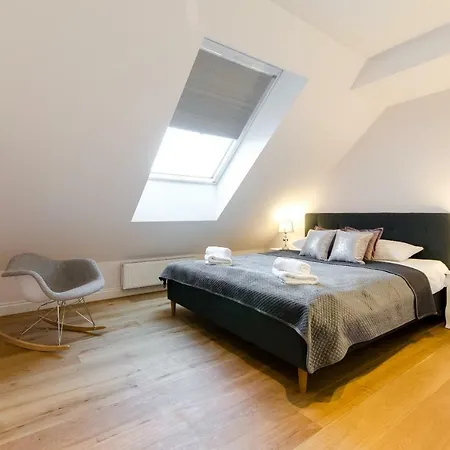 Kazimierz Penthouse With Private Terrace Lägenhet