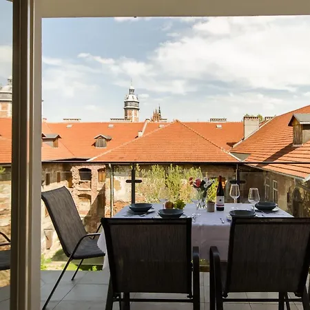 Kazimierz Penthouse With Private Terrace Krakov