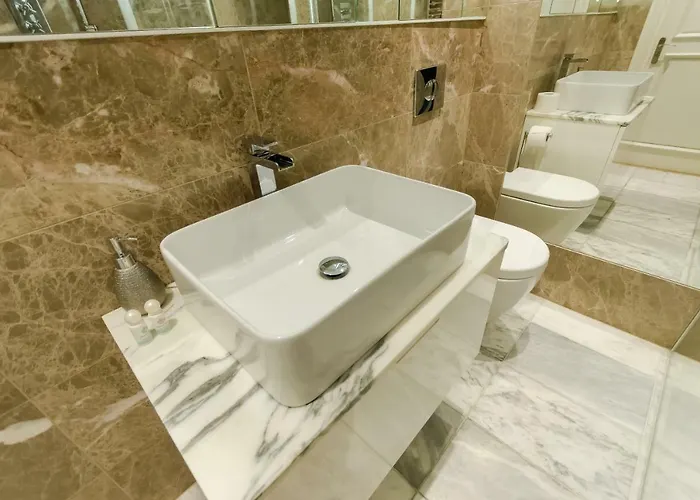 Kazimierz Penthouse With Private Terrace