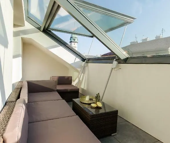 Kazimierz Penthouse With Private Terrace